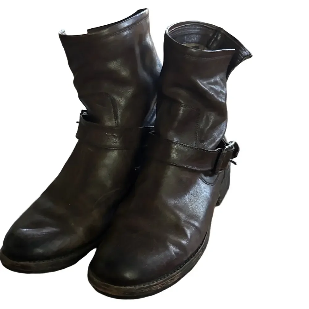 Frye stylish ankle